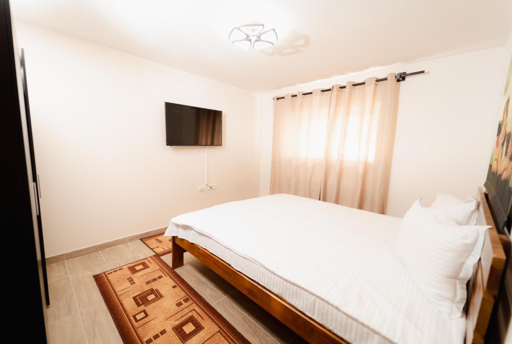 Casa Pia Hotel Alba Iulia Exterior photo
